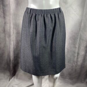 DONATED VTG Alfred Dunner Grey Purple Pinstripe Skirt